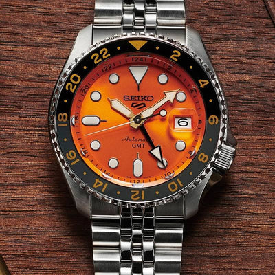 Royal tech watch'es